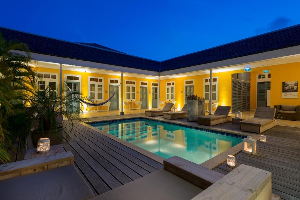 Boutique Hotel T Klooster  Facilities  Garden 8