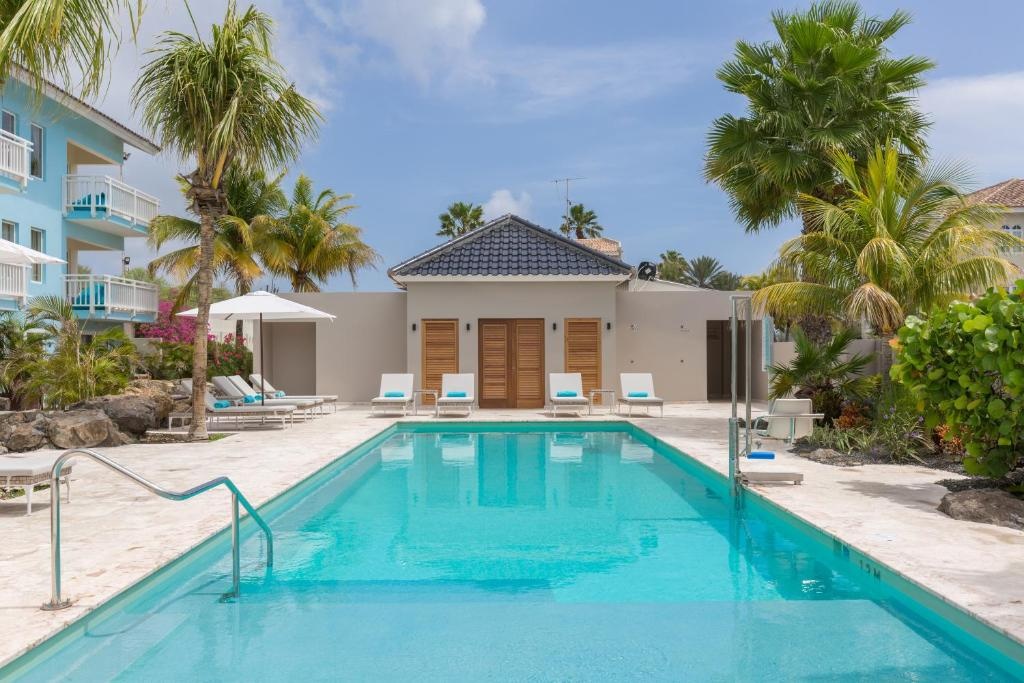 Dolphin Suites Wellness Curacao  Facilities  Swimming Pool 1