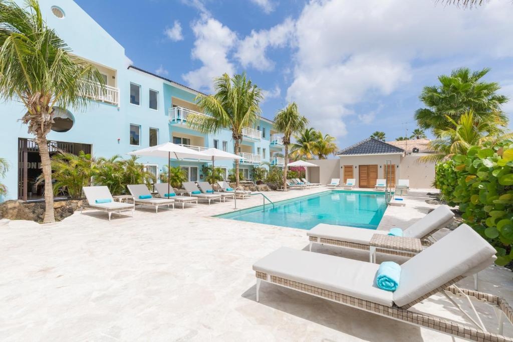 Dolphin Suites Wellness Curacao  Facilities  Swimming Pool 5