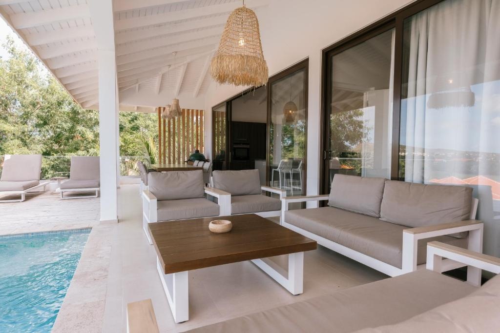 Blue Bay Curacao Golf Beach Resort  Facilities  Balconyterrace 5