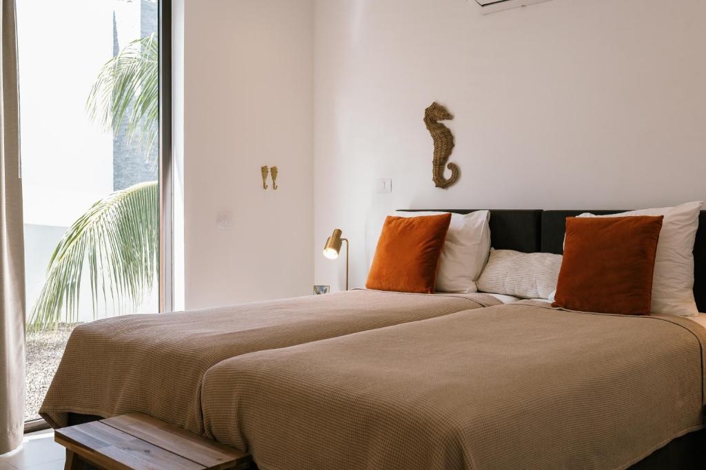 Blue Bay Curacao Golf Beach Resort  Rooms  Private Luxury Villa Azalea 19
