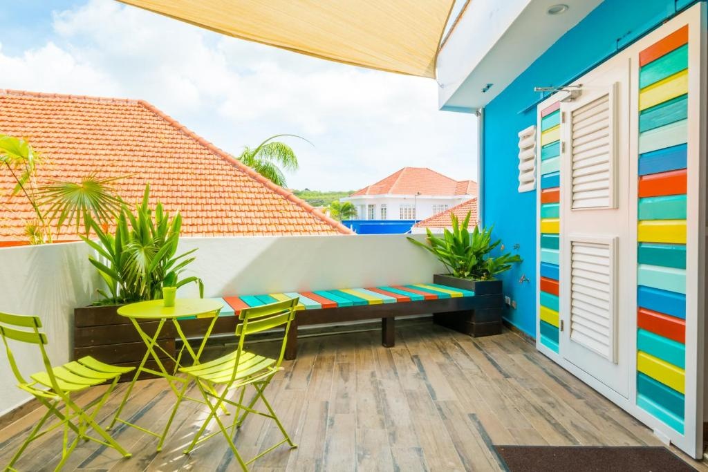 Bed Bike Curacao  Facilities  Balconyterrace 7