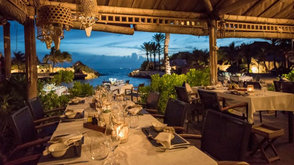 Baoase Luxury Resort  Dining  Dining Image 1 1