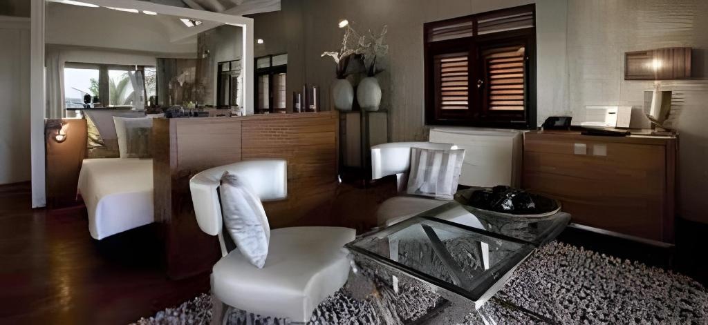 Baoase Luxury Resort  Property Views  Interior View 3