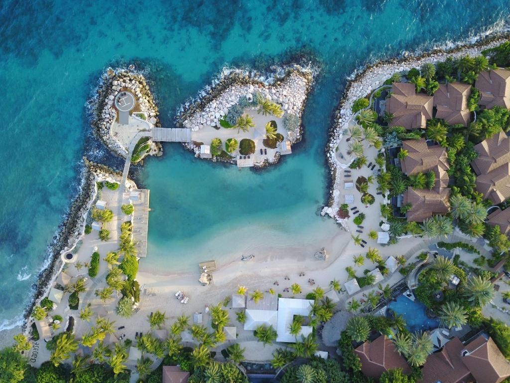 Baoase Luxury Resort  Property Views  Property Views Image 6 6