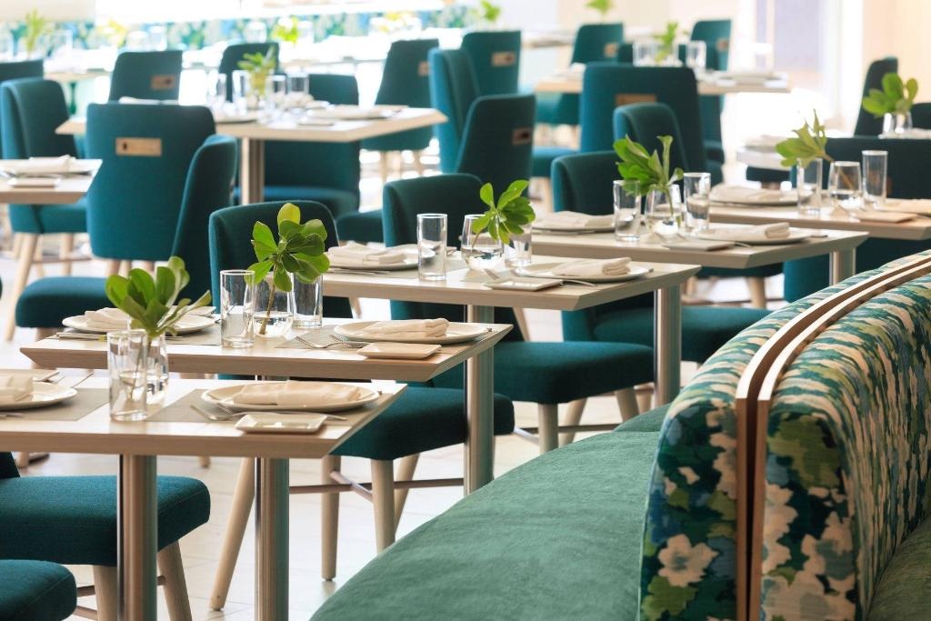 Renaissance Curacao Resort Casino  Dining  Restaurant 1