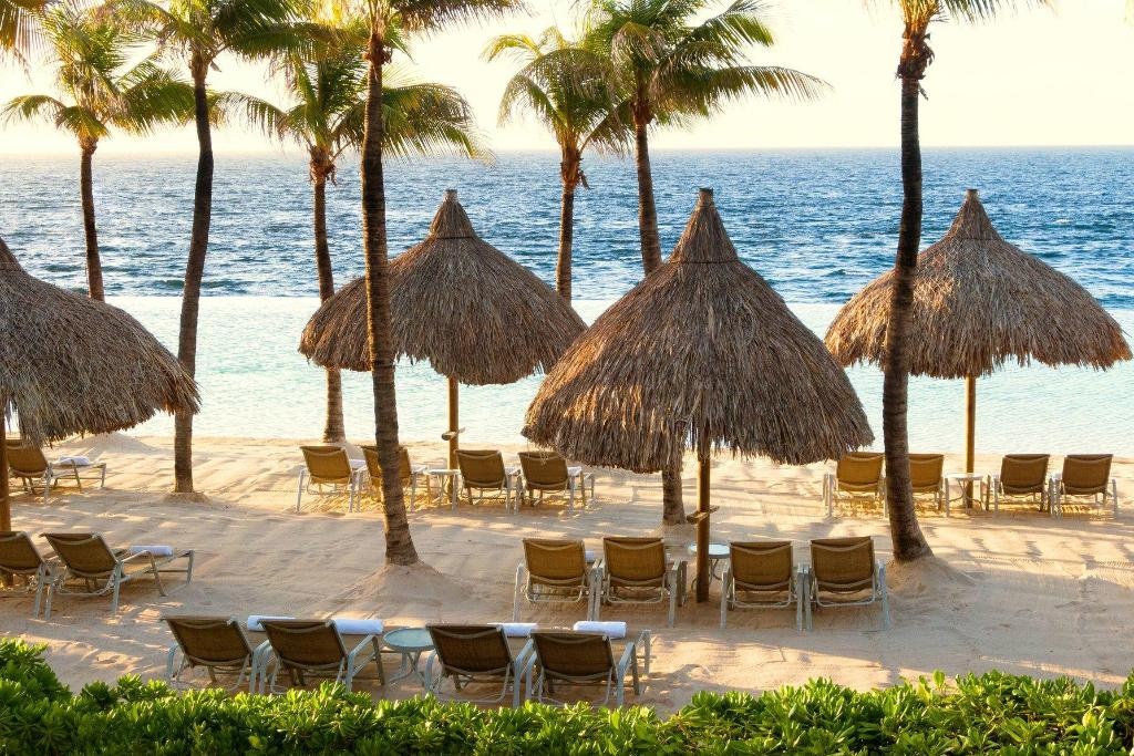 Renaissance Curacao Resort Casino  Facilities  Beach 13