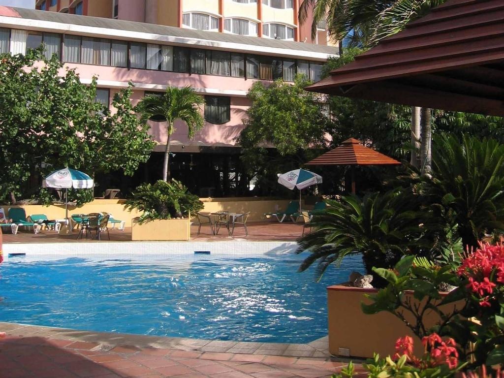 Plaza Curacao Hotel Casino  Facilities  Swimming Pool 1