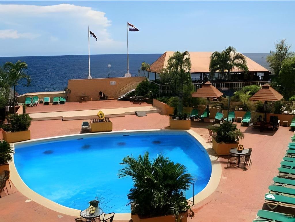Plaza Curacao Hotel Casino  Facilities  Swimming Pool 2