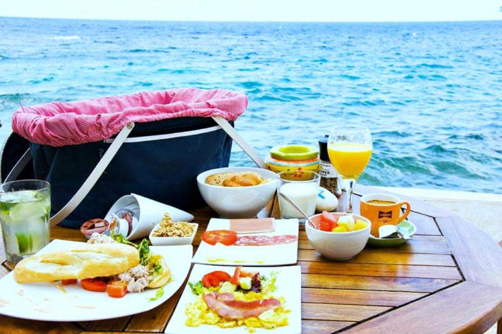 Scuba Lodge Ocean Suites  Dining  Food And Beverages 1