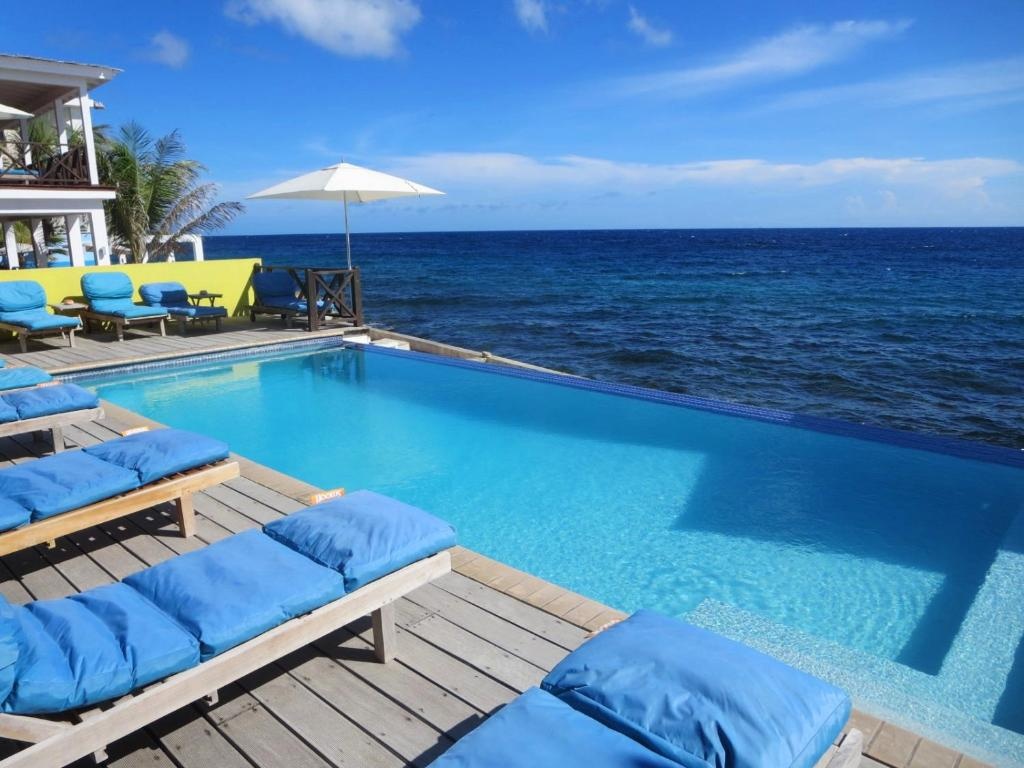 Scuba Lodge Ocean Suites  Facilities  Swimming Pool 2