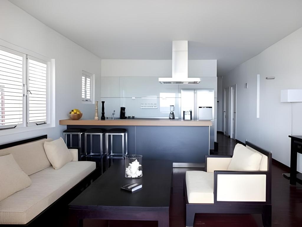 Scuba Lodge Ocean Suites  Property Views  Interior View 7