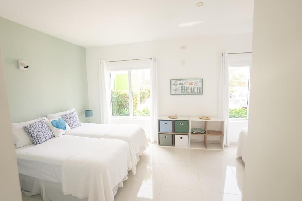 Piscadera Harbour Village Resort  Rooms  Rooms Image 10 10