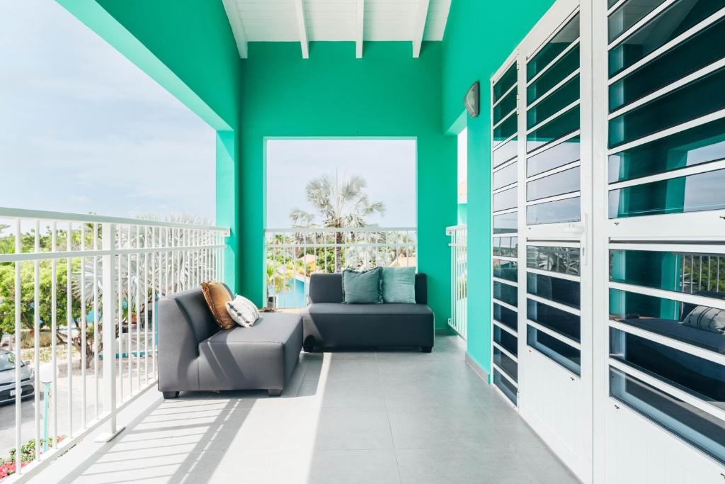 Bon Bini Resort Curacao  Facilities  Balconyterrace 5