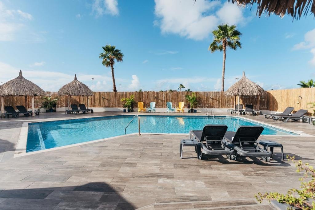 Bon Bini Resort Curacao  Facilities  Swimming Pool 1