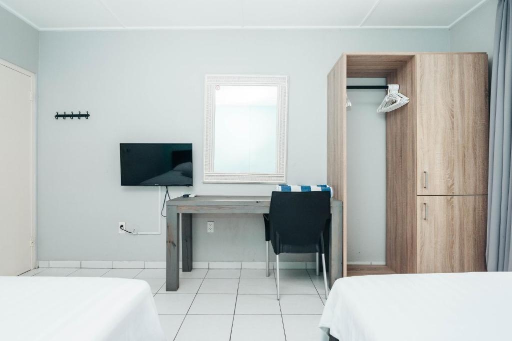 Bon Bini Resort Curacao  Rooms  One Bedroom Bungalow 7