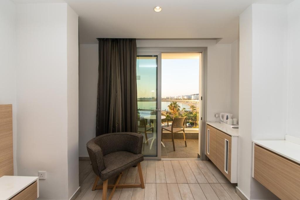 Evalena Beach Hotel  Facilities  Balconyterrace 9