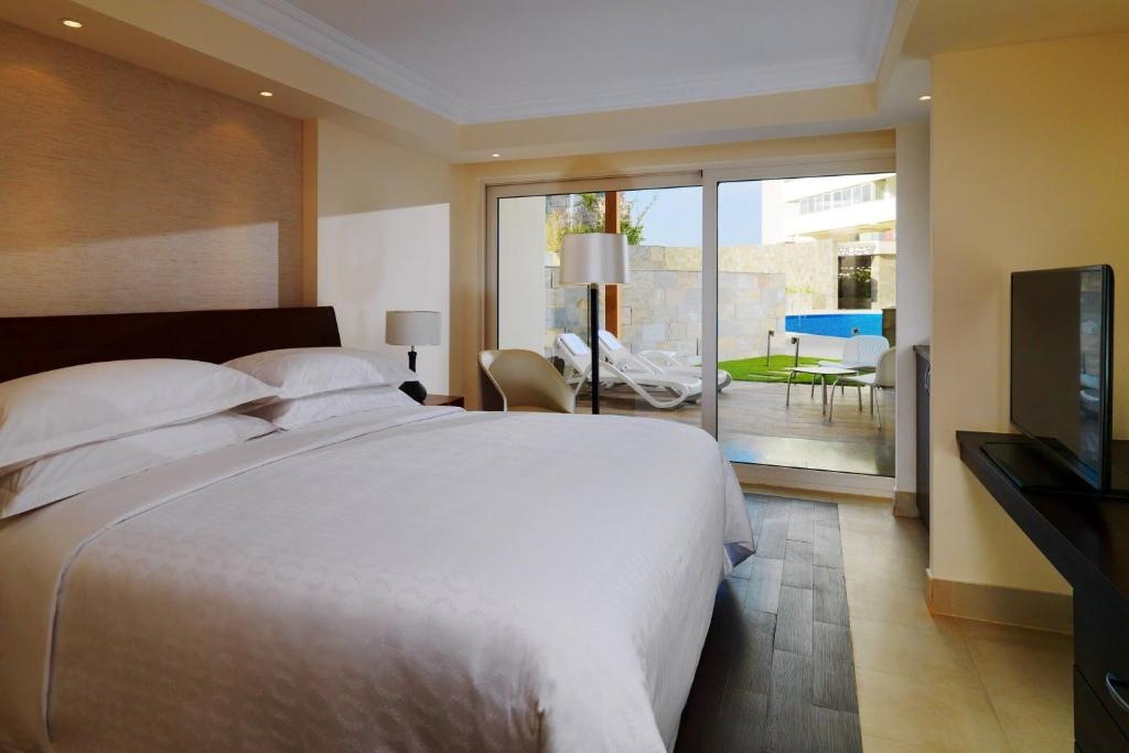 Sheraton Cairo Hotel Casino  Facilities  Swimming Pool 12