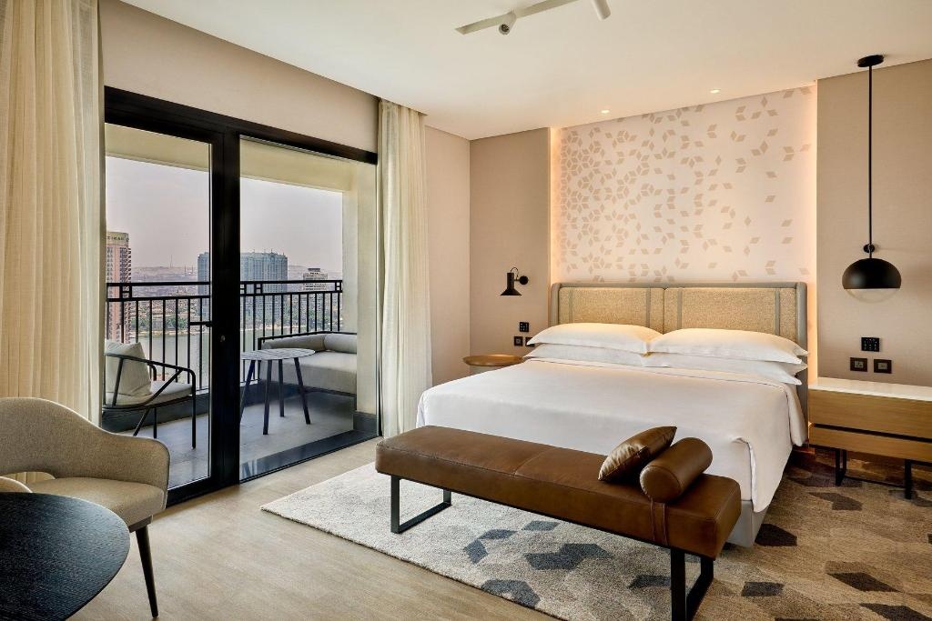 Sheraton Cairo Hotel Casino  Rooms  Nile Suite 1 King Nile View Balcony 12