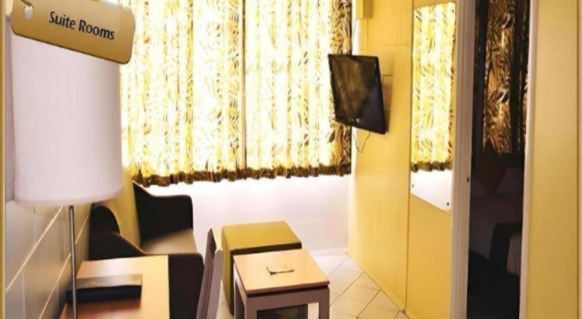 Peninsula International Hotel  Rooms  Rooms Image 6 6