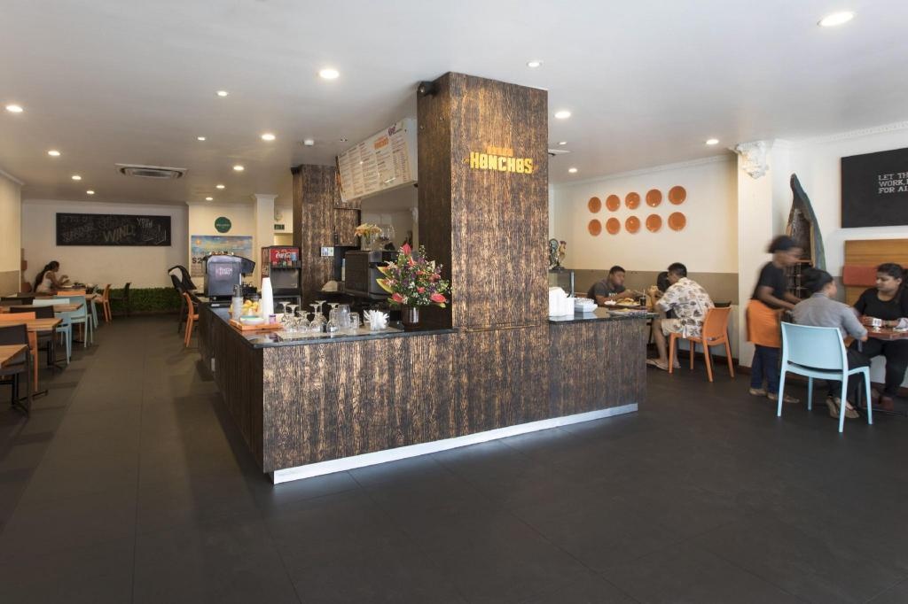 Quest Suva  Dining  Dining Image 2 2