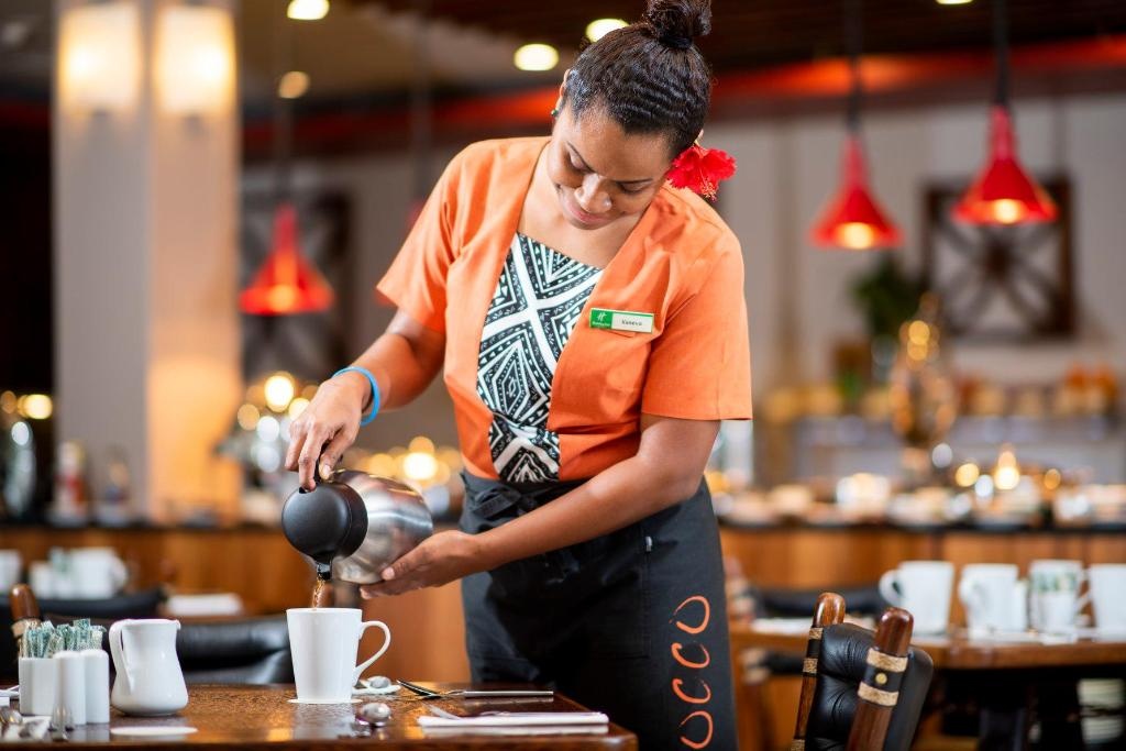 Holiday Inn Suva By IHG  Dining  Restaurant 4