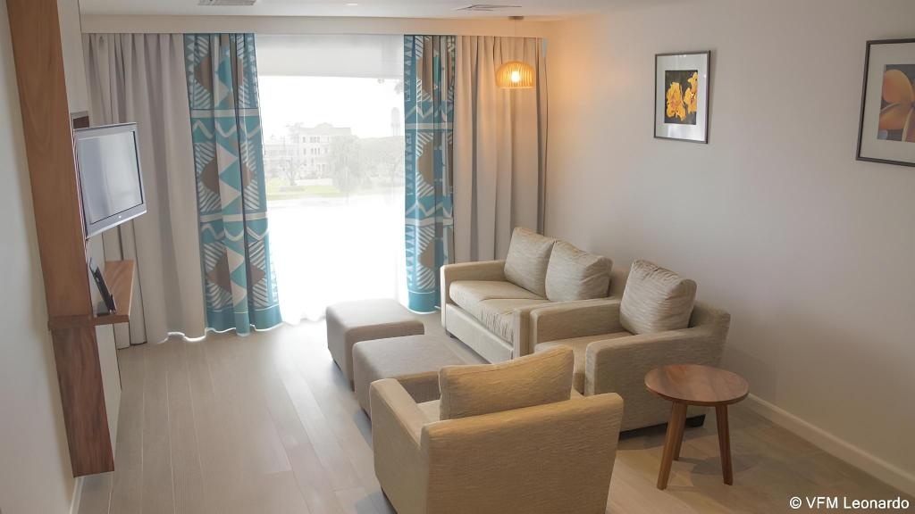 Holiday Inn Suva By IHG  Rooms  Rooms Image 28 28
