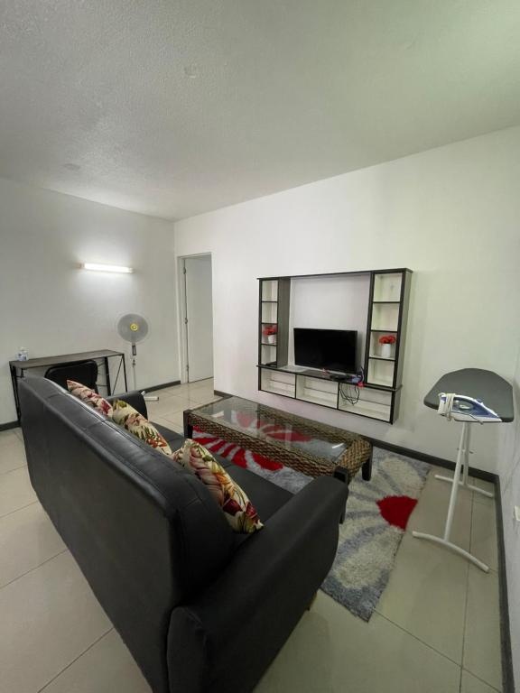 Island Apartments  Rooms  Rooms Image 3 3