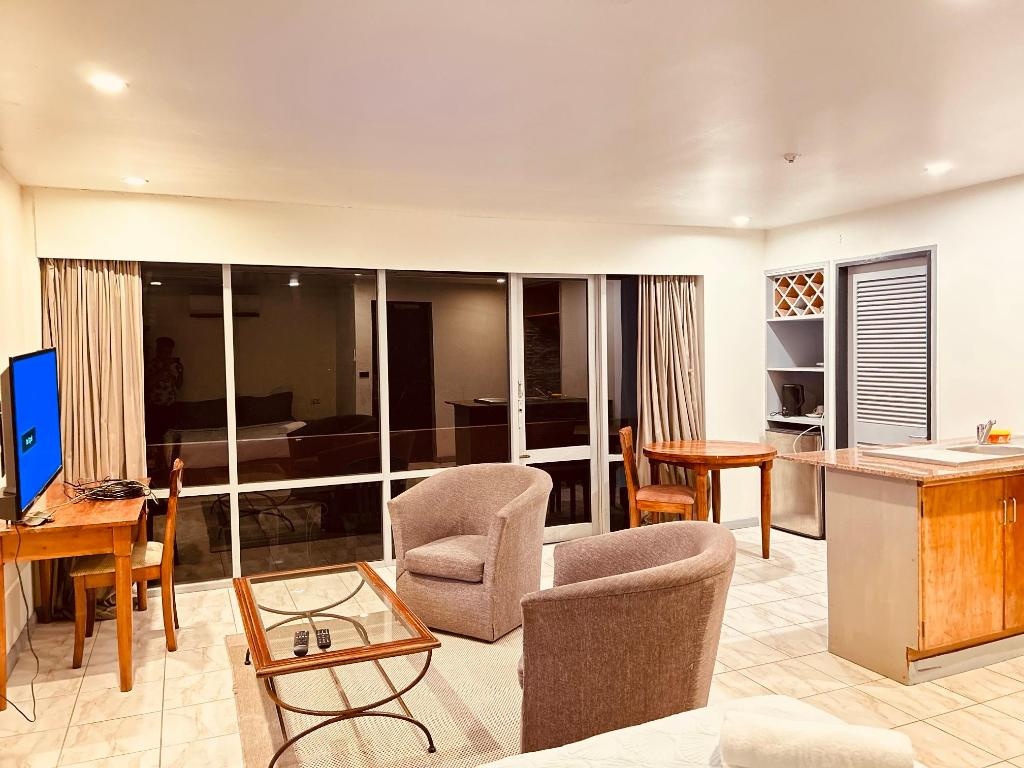 De Vos On The Park  Rooms  Deluxe Room Interior View 9
