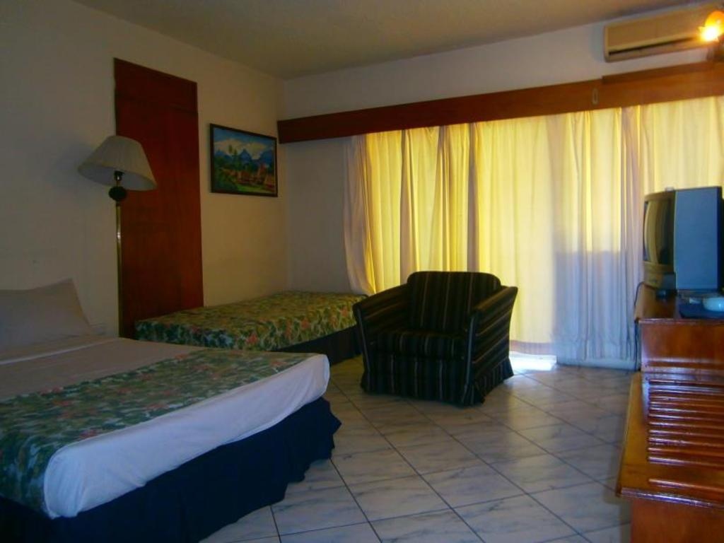 Southern Cross Hotel Fiji  Rooms  Deluxe City View Guestroom 4