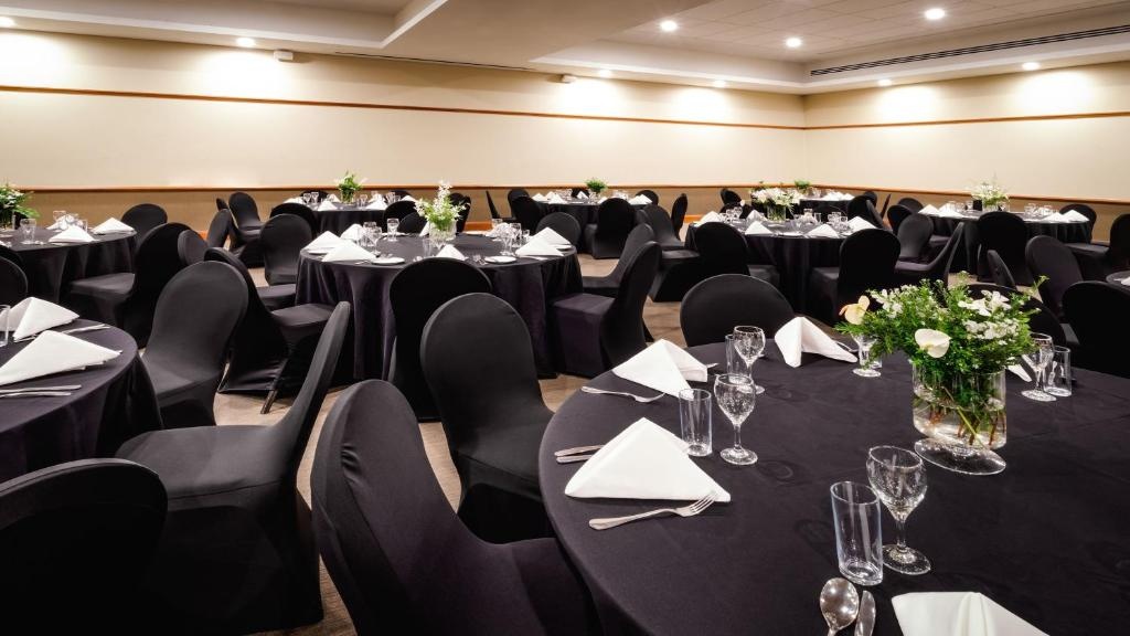 Grand Pacific Hotel By IHG  Facilities  Banquet Hall 17