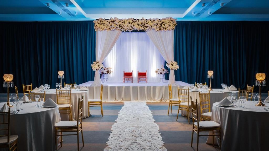 Grand Pacific Hotel By IHG  Facilities  Meeting Room Ballrooms 2
