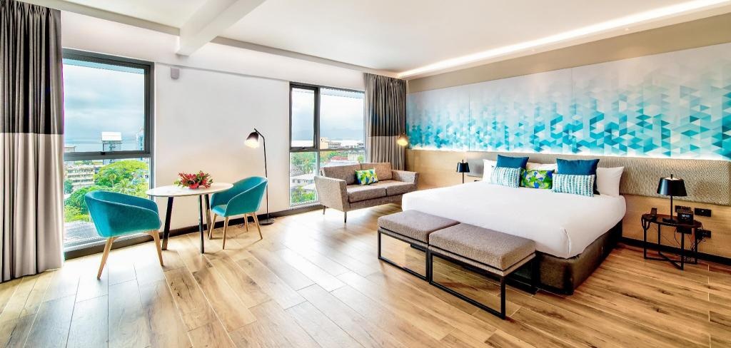Tanoa Plaza Hotel  Rooms  Executive Suite View 2