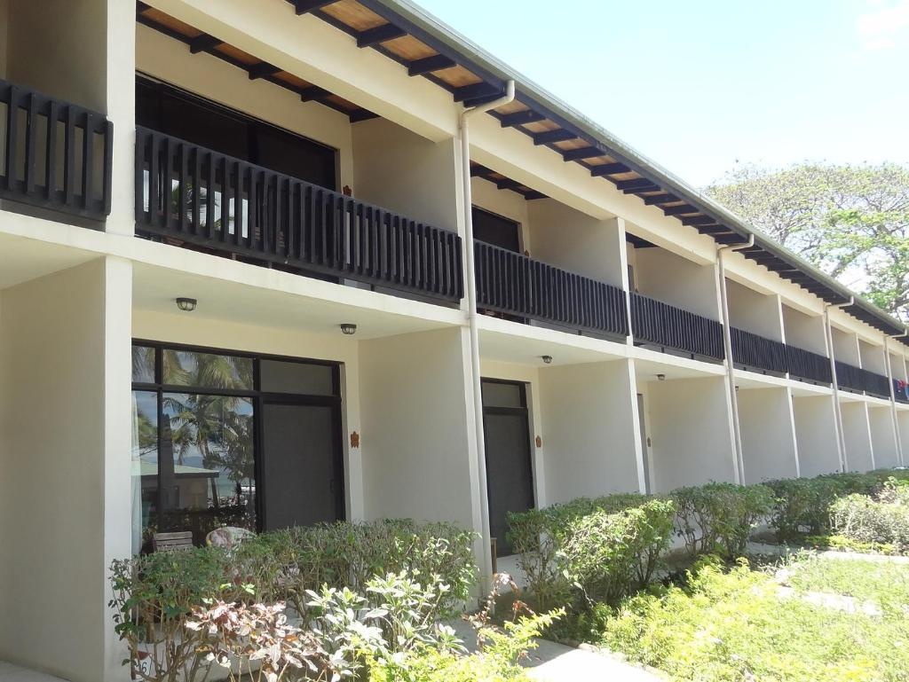 Anchorage Beach Resort  Property Views  Exterior View 5