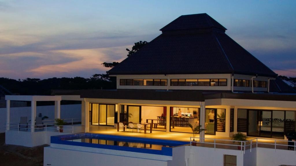Sapphire Bay Fiji Luxury Villas  Property Views  Entrance 2