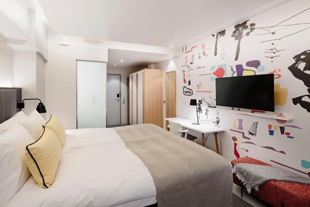 Hotel Indigo Helsinki Boulevard By IHG  Rooms  1 Double Standard Guestroom 8
