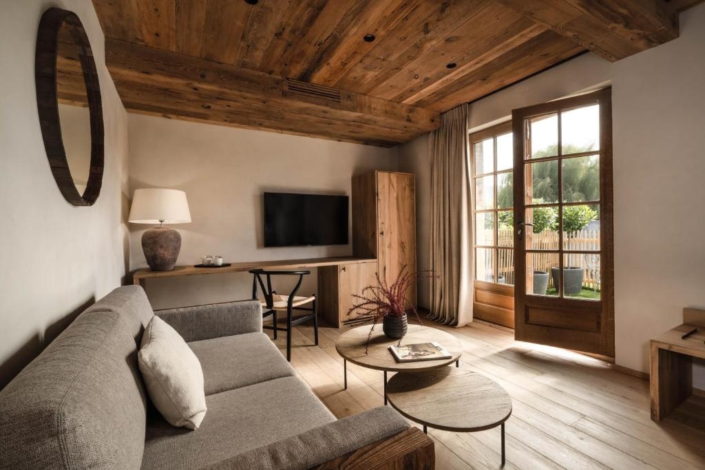 Auberge De La Source Hotel De Charme Collection Saint SimeonfacilitiesBalconyterrace4
