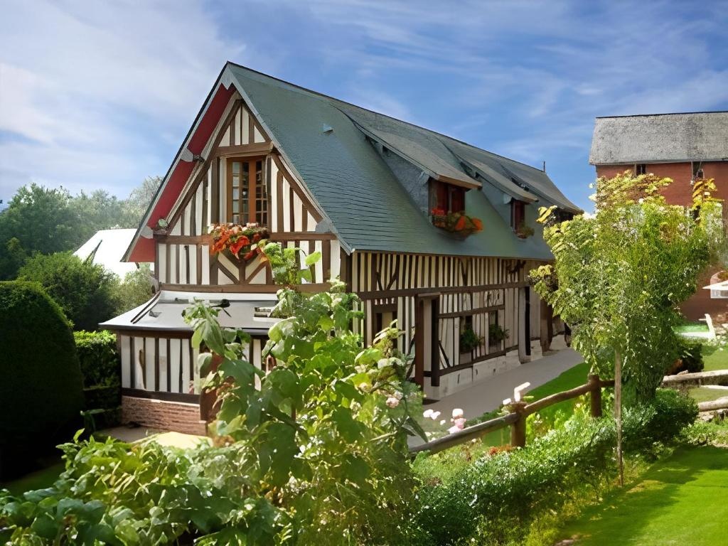 Auberge De La Source Hotel De Charme Collection Saint SimeonpropertyviewsExterior View1