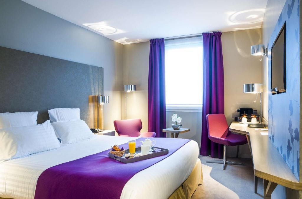 Best Western Plus Paris Velizyrooms1 King Bed Non Smoking With Air Con Executive Guestroom6