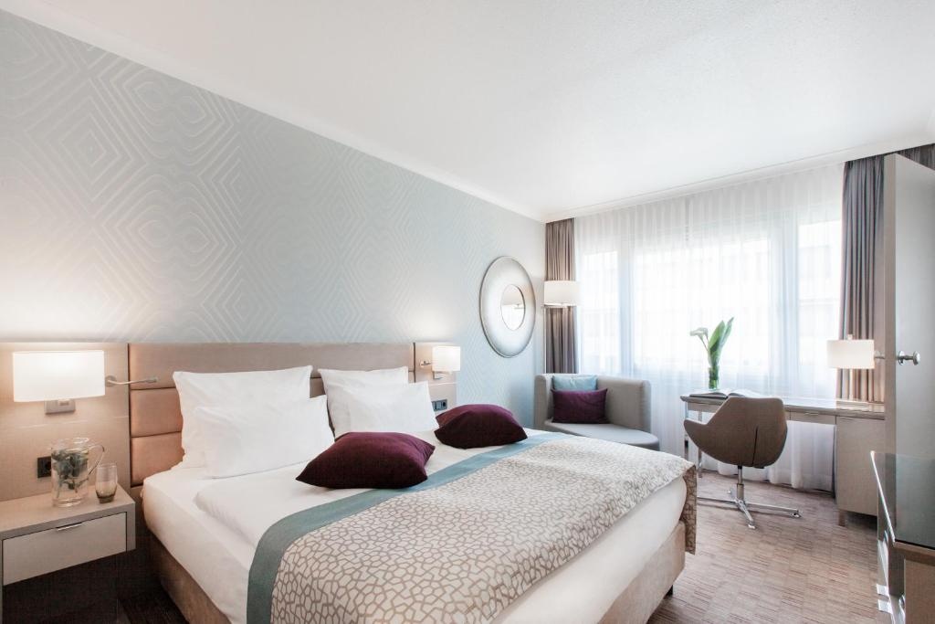 Crowne Plaza Berlin City Centre By IHG  Rooms  Rooms Image 4 4