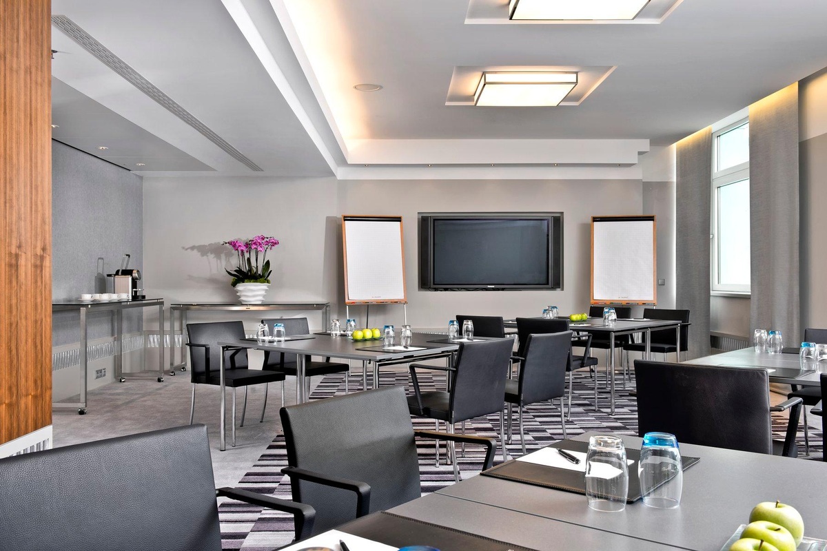 InterContinental Berlin Dininggallery Image 4 4