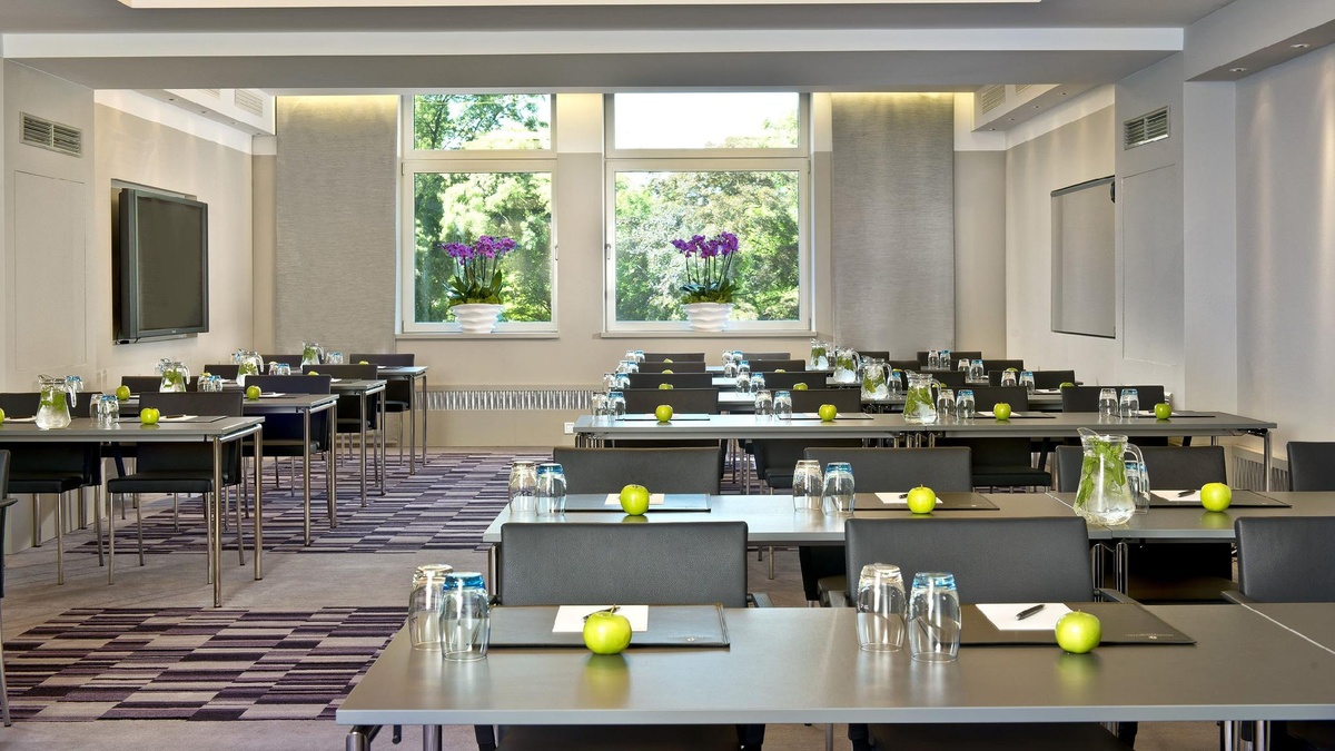 InterContinental Berlin Dininggallery Image 6 6