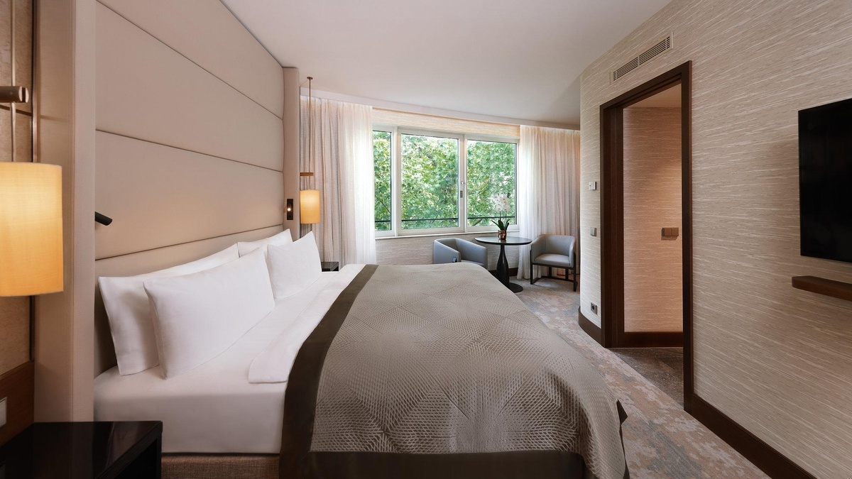 InterContinental Berlin Rooms1 King Junior Suite 28