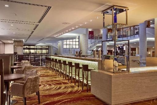 Hilton BerlinfacilitiesBar12