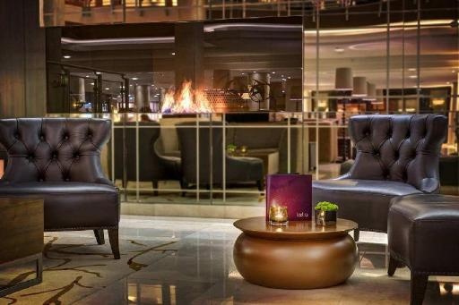 Hilton BerlinfacilitiesBar23