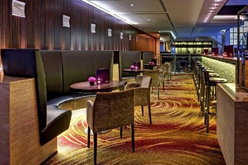 Hilton BerlinfacilitiesBar9