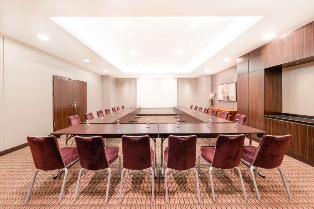 Hilton BerlinfacilitiesMeeting Room Ballrooms35