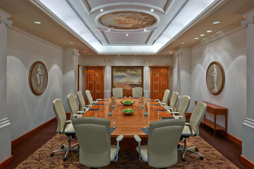 Hilton BerlinfacilitiesMeeting Room Ballrooms36