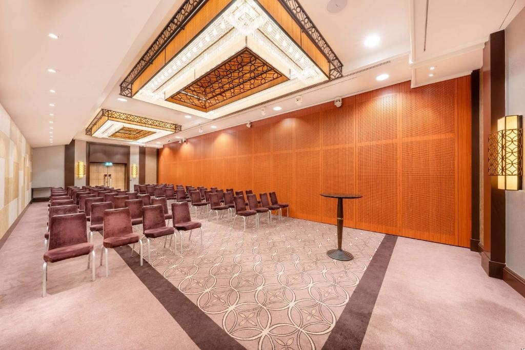 Hilton BerlinfacilitiesMeeting Room Ballrooms38