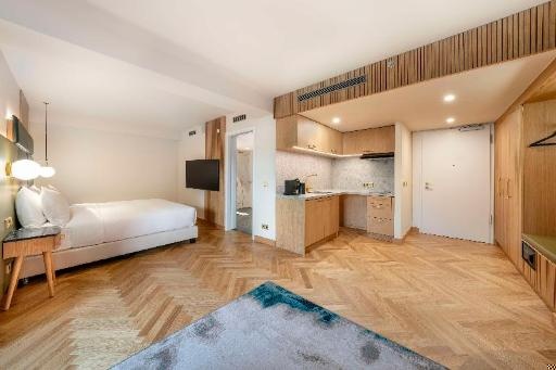 Hilton BerlinroomsExecutive Studio Guestroom37